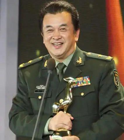 演员黄宏,从喜剧大师到影视界多面手