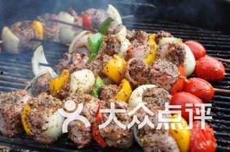 南昌娱乐圈烧烤,火辣夜宵，美食与娱乐的完美融合