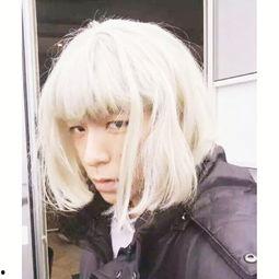 崔网红ins,崔网红在Ins上展现的时尚魅力与生活态度